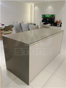 Quartz Q1 Grey Pearl