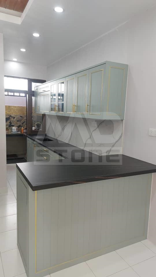 White Gold Sintered Stone Table Top