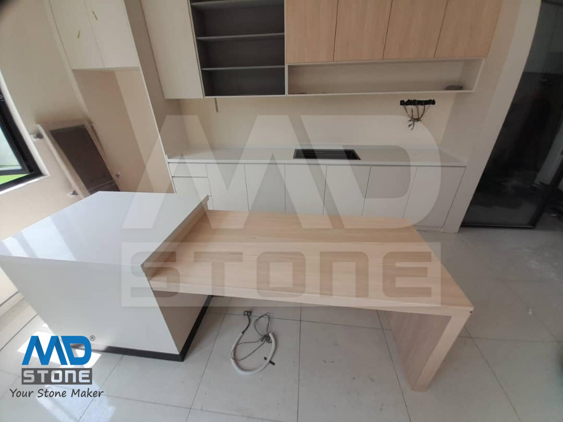 Q1 Series Sesame White Quartz Stone Table Top